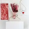 Çekmeceli Kutuda Pembe Çiçek Buketi ve Murano Cam Kırmızı Kalp Kolye Hediye Seti Küçük 