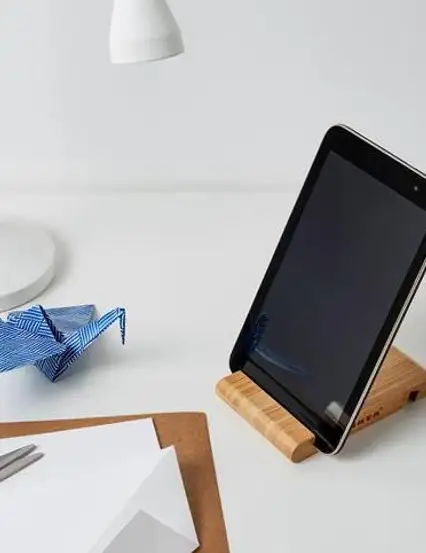 Ikea Ahşap Telefon Tutucu