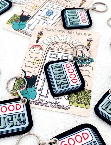 Good Luck Anahtarlık & Attığın Her Adımda Şans Seninle Olsun Motto Kartı 10'lu