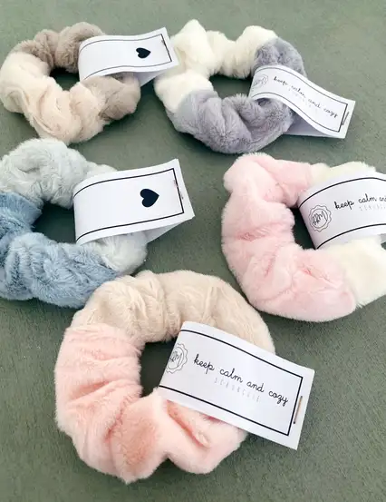Peluş Yumuşak Tüylü Scrunchie Pastel Renkler Hediye Lastik Toka