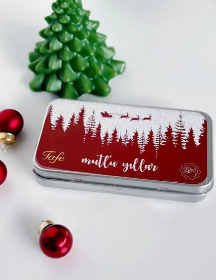 Tafe - Mutlu Yıllar Metal Kutulu Çikolata Kaplı Fıstıklı Lokum 110 gr