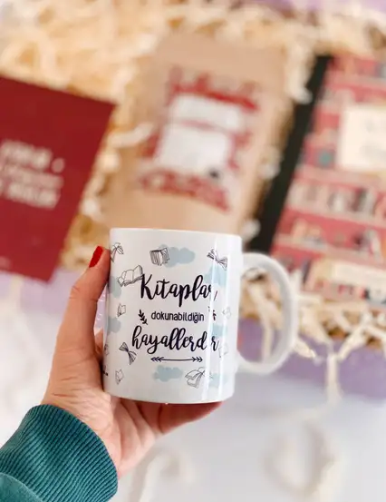 Kitapsever Kadına Hediye Kutusu Seti