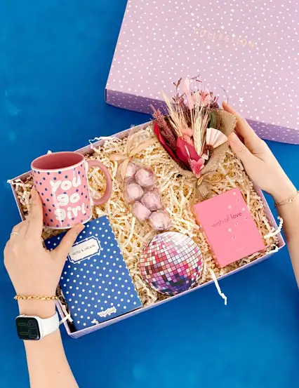 You Go Girl Parfümlü Pembe Kadına Şık Büyük Hediye Kutusu Seti
