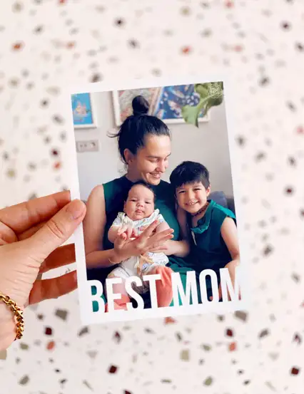Anneler Günü Best Mom En İyi Anneye Mesajlı Hediye Kişiye Özel Fotoğraf Baskısı 13 x 18 cm