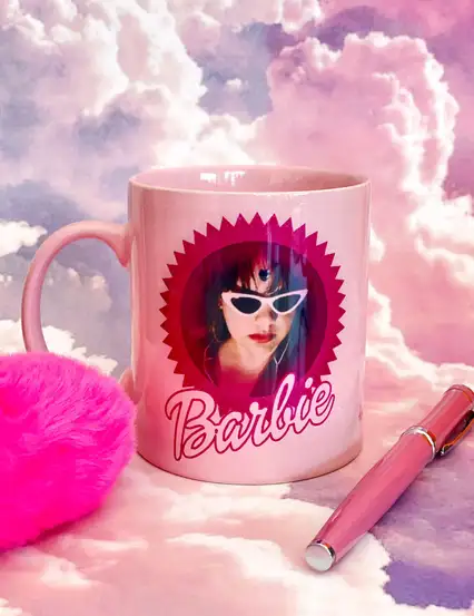 Şıkır Şıkır Barbie Kişiye Özel Fotoğraflı Kupalı Hediye Kutusu Seti