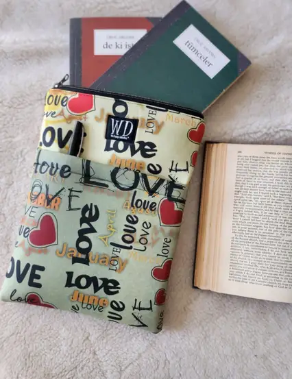Love Pattern Yeşil Hediye Kitap Ve Tablet Kılıfı