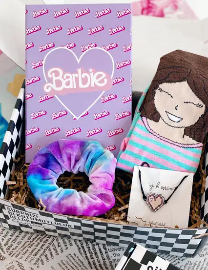 Hi Barbie Defterli Hediye Kutusu Seti