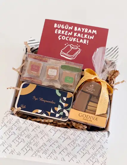 Tatlı Bayram Hediye Kutusu Seti