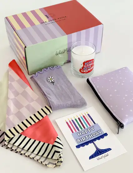 Pastel Renkler Doğum Günü Hediye Kutusu Seti