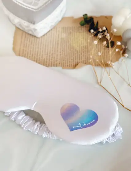 Sweet Dreams Hologram Saten Uyku Bandı