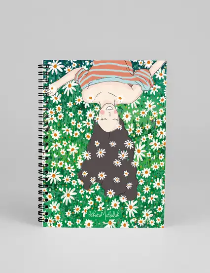 N230 Papatyalı Kız Çizimli A5 Spiralli Defter