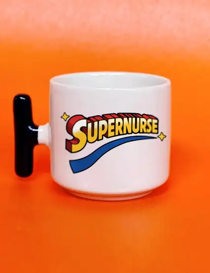 Süper Hemşireye Kupa