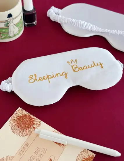 Sleeping Beauty Saten Uyku Bandı
