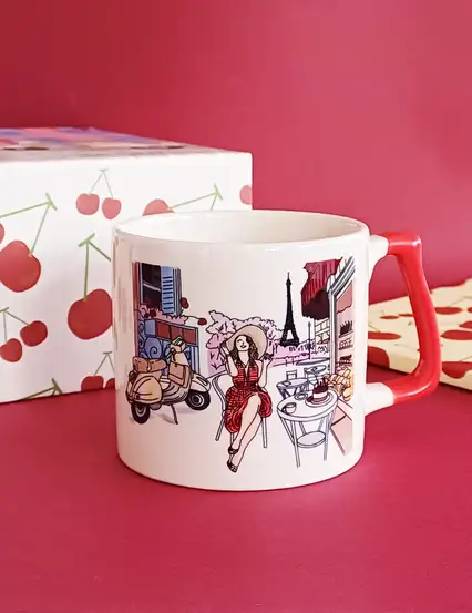 Cherry Lady Parizyen Kız Çizimli Kupa