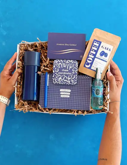 Termoslu Lacivert Welcome Kit Hediye Kutusu