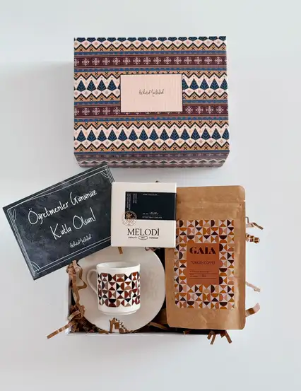 Erkek Öğretmene Şık Hediye Kutusu