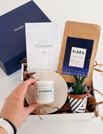 En İyi Öğretmene Hediye Kutusu