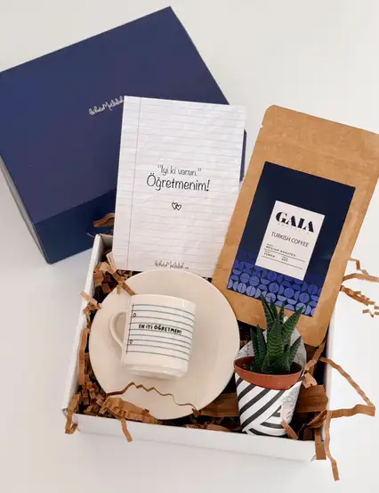 En İyi Öğretmene Hediye Kutusu