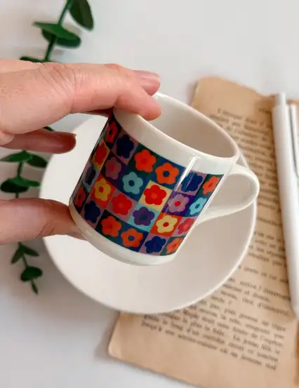 Rengarenk Papatyalı Türk Kahvesi Fincanı