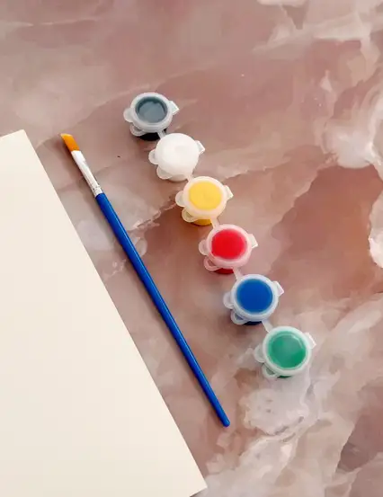 Fırçalı Akrilik Boya