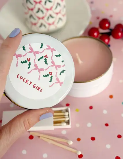 Lucky Girl Metal Kutuda Hediyelik Mum