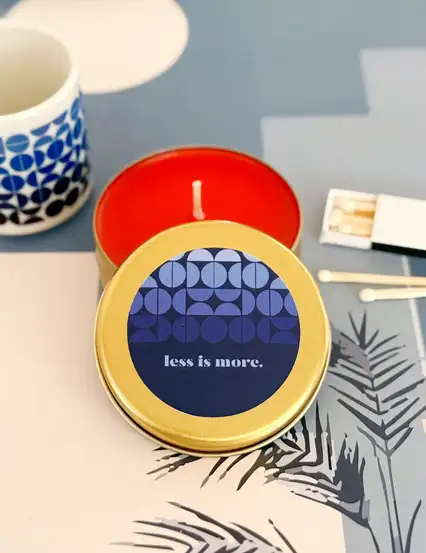Less Is More Metal Kutuda Hediyelik Mum