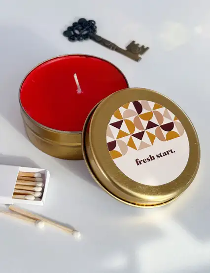 Geometric Metal Kutuda Hediyelik Mum