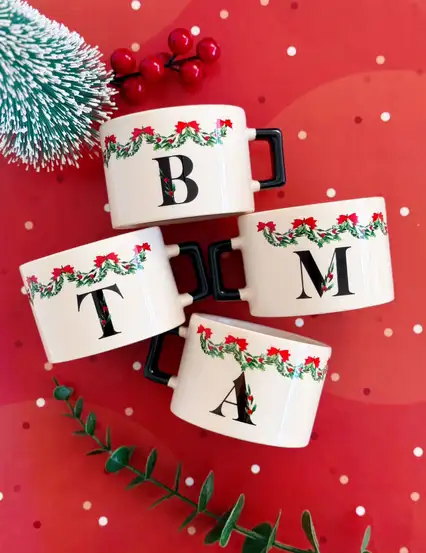 Yılbaşı Ruhu Kişiye Özel Baş Harf Harfli Kupa