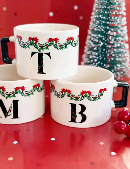 Yılbaşı Ruhu Kişiye Özel Baş Harf Harfli Kupa