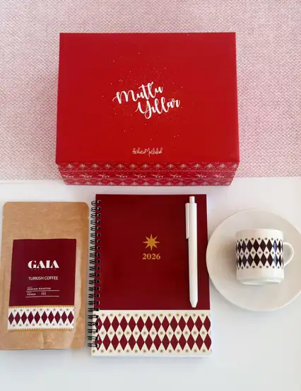 Gold Premium Yılbaşı Hediye Kutusu