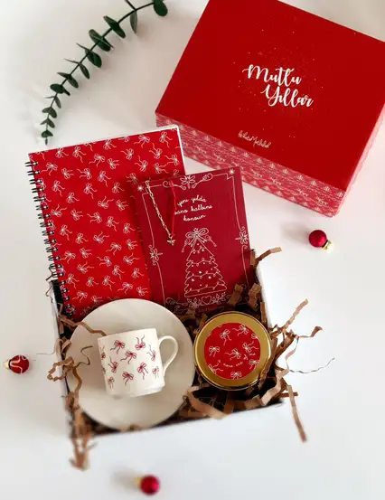 Yeni Yılda Şans Yılbaşı Hediye Kutusu