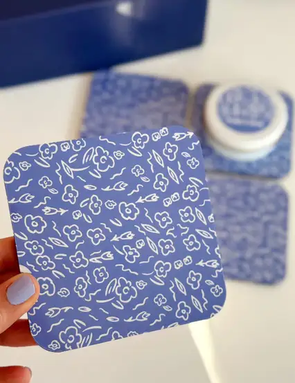 Feel Çiçekli Yılbaşı Bardak Altlığı