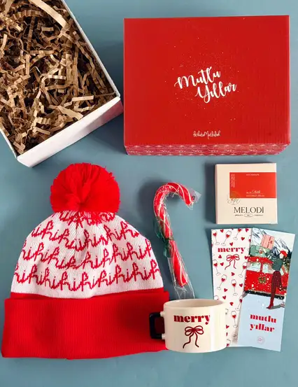 Merry Girl Yılbaşı Hediye Kutusu