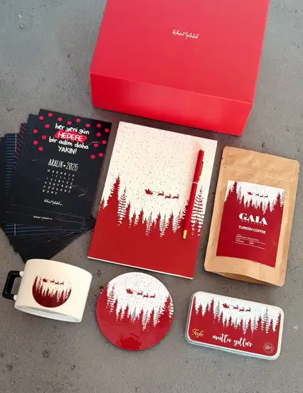 Dolu Dolu Yılbaşı Ruhu Hediye Kutusu Seti