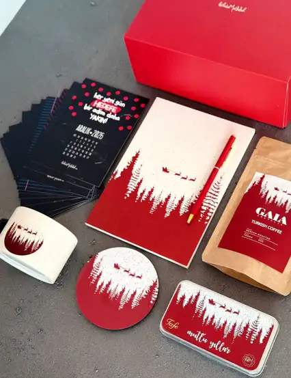 Dolu Dolu Yılbaşı Ruhu Hediye Kutusu Seti