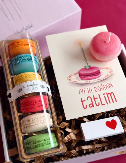 Makaronlu  Doğum Günü Hediyeleri Kutusu