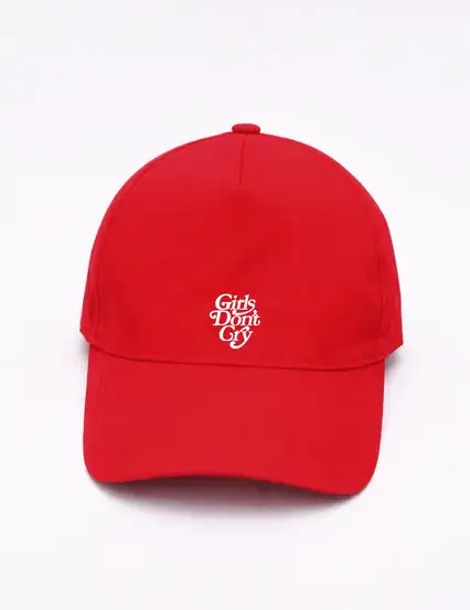 Girls Don't Cry Kırmızı Şapka