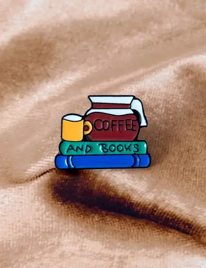 Coffee And Books Rozet