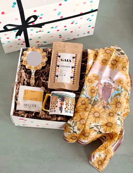 Ayçiçek Tarlası Hediye Kutusu