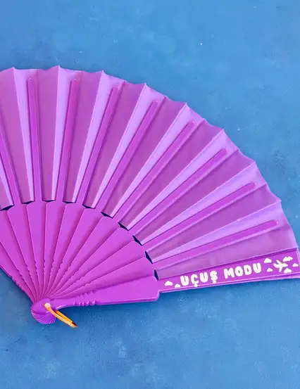 Uçuş Modu Mor Yelpaze