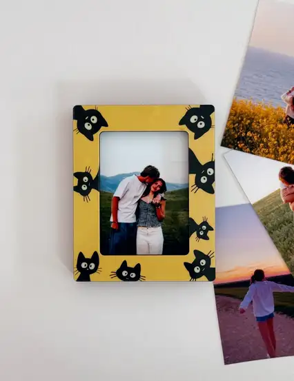 Şans Kedili Magnet Çerçeve Ve Kişiye Özel 4'lü Mini Fotoğraf Baskısı 6x9 cm