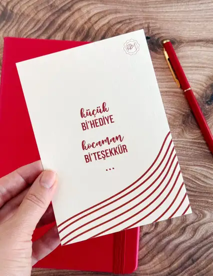 Küçük Bi'Hediye Kocaman Bi'Teşekkür Not Kartı