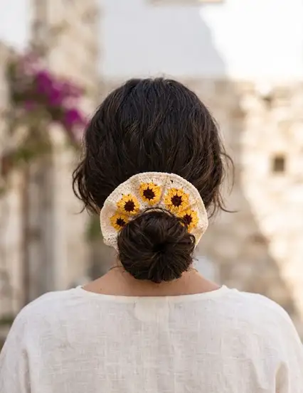 Ayçiçeği Tığ İşi Simit Toka Scrunchie