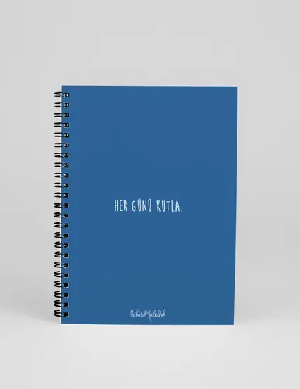 N074 A5 Tasarım spiralli defter - Her günü kutla lacivert