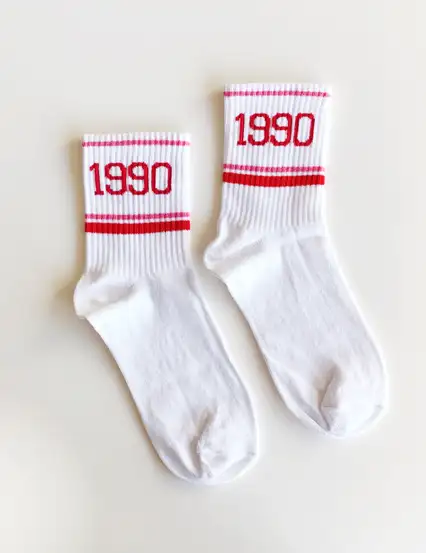 Çorap N074 Beyaz serisi - Kırmızı çizgili 90's çorap