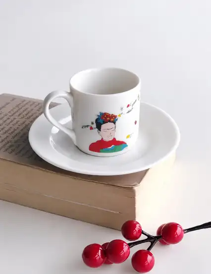 Frida Kahlo Mottolu Porselen Türk Kahvesi Fincanı