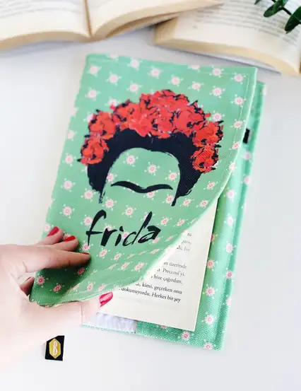 Kitap Kılıfı - Frida Kitap Kılıfı