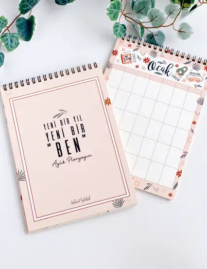 Yeni Bir Ben Aylık Planlayıcı Defter