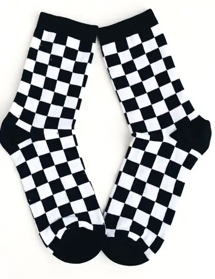 Çorap N284 - Siyah-Beyaz Kareli Çorap