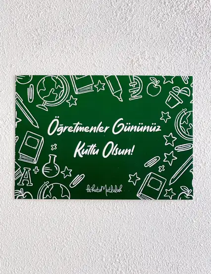 Yeşil Tahta Öğretmenler Gününüz Kutlu Olsun Motto Kartı Kartpostal